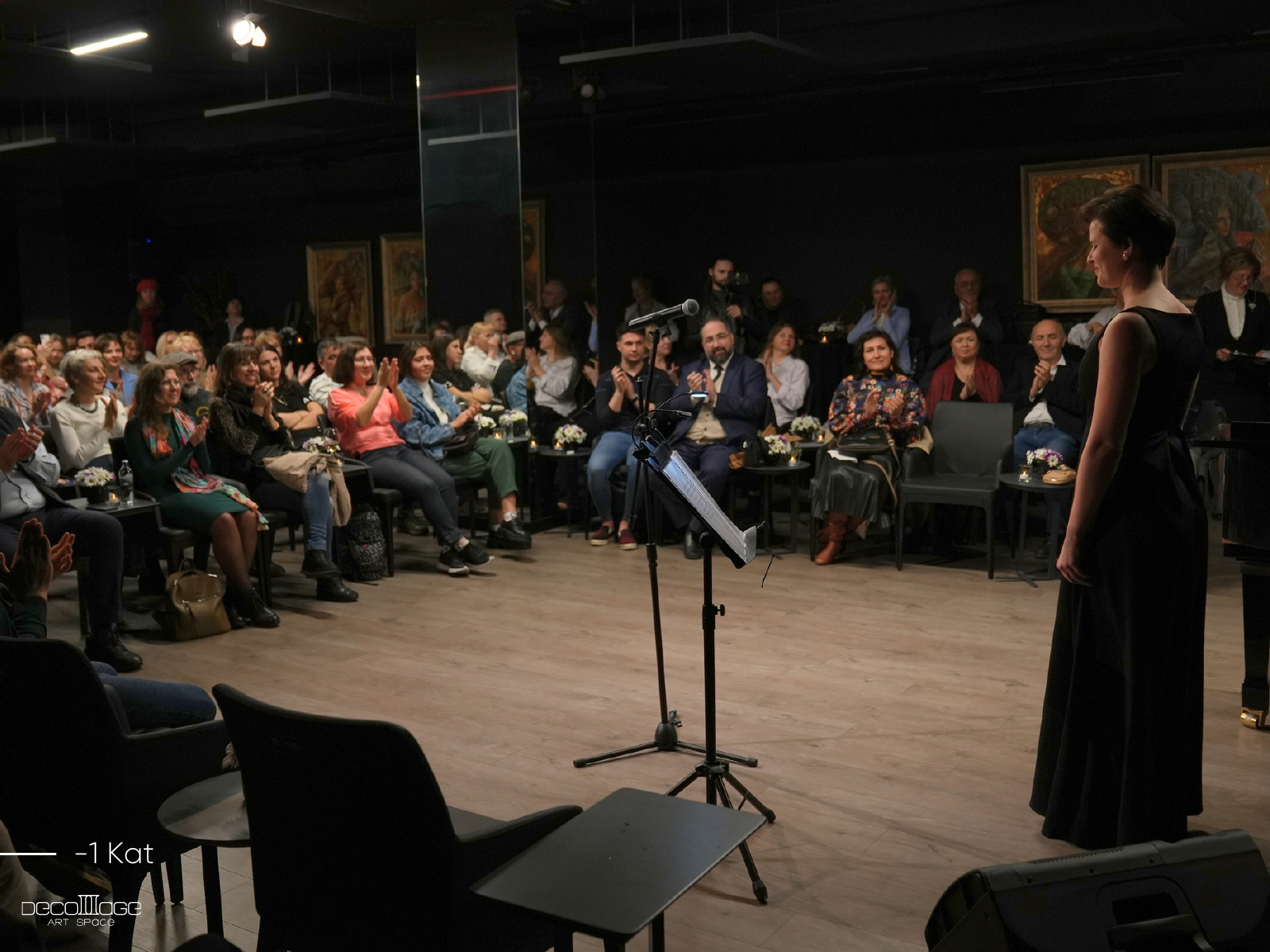 Performans Alanı